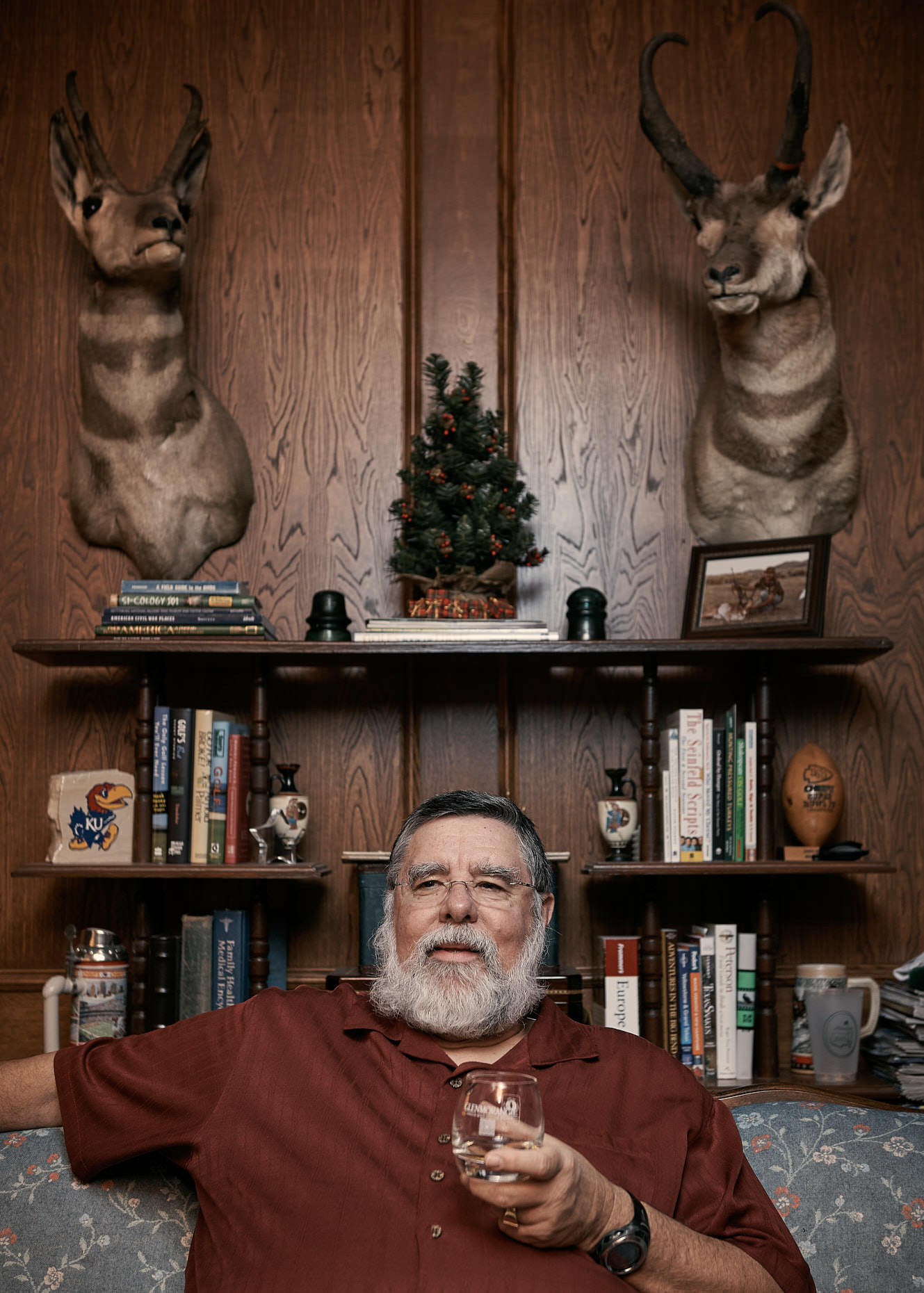 Jason Tracy - Portrait Photographer Kansas City - Edward Ide Trophy Room